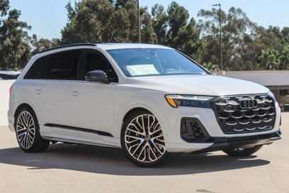 New 2025 Audi SQ7 Prestige