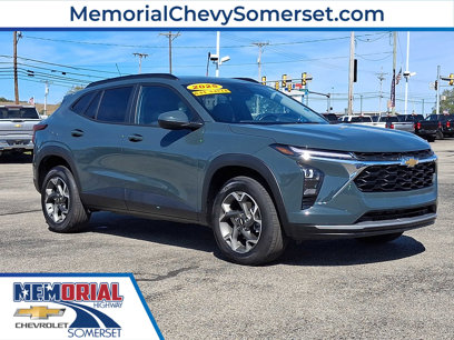 Certified 2025 Chevrolet Trax LT w/ LT Convenience Package
