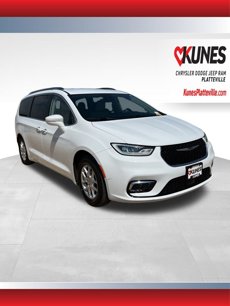 Used 2021 Chrysler Pacifica Touring-L
