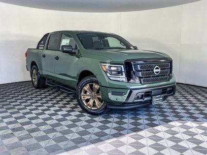 New 2024 Nissan Titan SV w/ SV Bronze Edition Package
