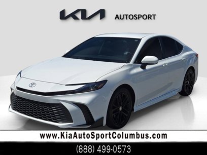Used 2025 Toyota Camry SE