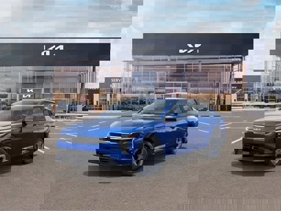 New 2025 Kia K4 LXS