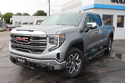 New 2025 GMC Sierra 1500 SLT w/ SLT Premium Package