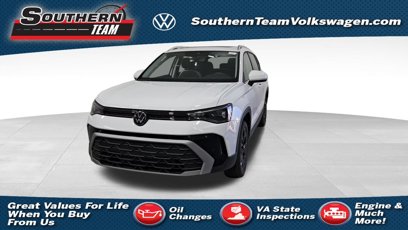 New 2025 Volkswagen Taos SE