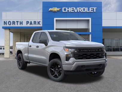 New 2025 Chevrolet Silverado 1500 Custom w/ LPO, Dark Essentials Package