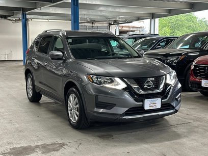 Used 2017 Nissan Rogue SV
