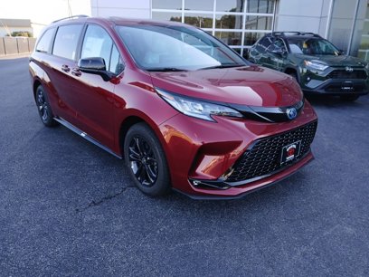 New 2025 Toyota Sienna XSE