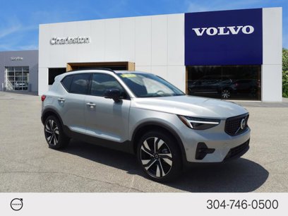 Used 2025 Volvo XC40 B5 Plus w/ Climate Package