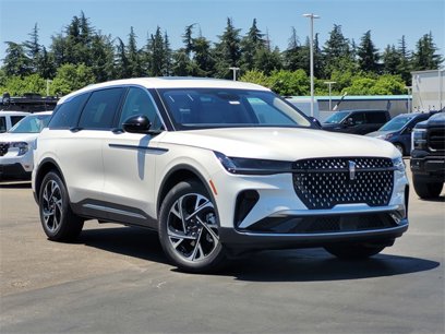 New 2025 Lincoln Nautilus Premier w/ Equipment Group 102A