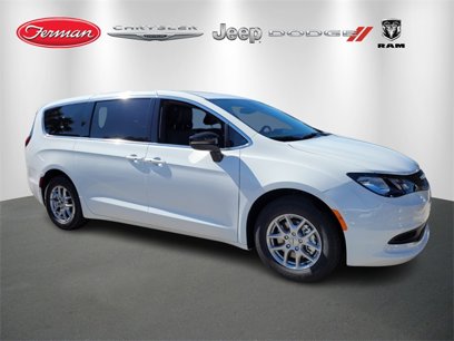 New 2025 Chrysler Voyager LX