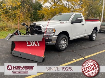 New 2024 RAM 2500 Tradesman w/ Chrome Appearance Group