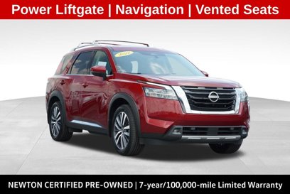 Used 2022 Nissan Pathfinder Platinum w/ Cargo Package