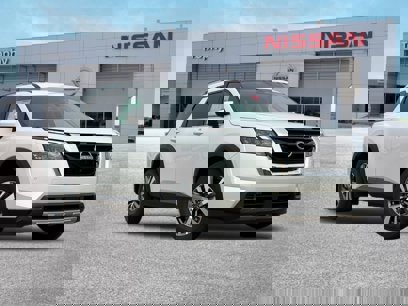 New 2025 Nissan Pathfinder SL