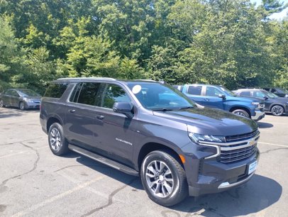 Used 2023 Chevrolet Suburban LT w/ LT Signature Plus Package