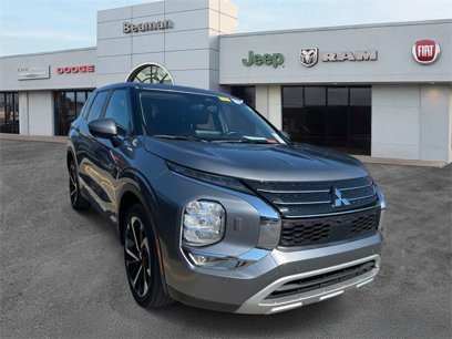Used 2023 Mitsubishi Outlander SE
