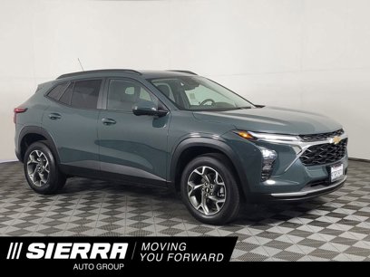 Used 2025 Chevrolet Trax LT
