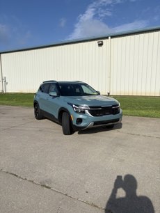 Used 2025 Kia Seltos EX w/ EX Sunroof Package