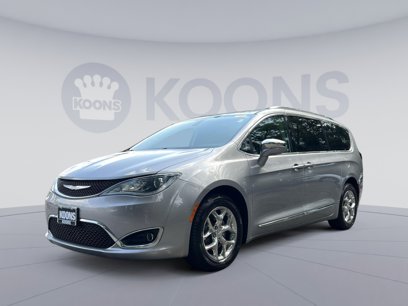 Used 2018 Chrysler Pacifica Limited
