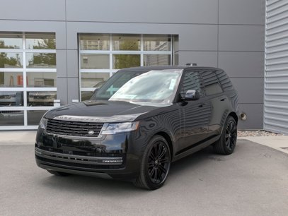 New 2025 Land Rover Range Rover SE