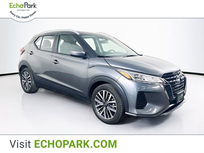 Used 2022 Nissan Kicks SV