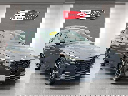 Used 2023 Hyundai Elantra SEL w/ Convenience Package