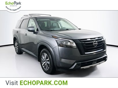 Used 2023 Nissan Pathfinder SL w/ Lighting Package (N92)