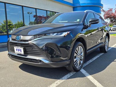 Used 2021 Toyota Venza XLE w/ Softex Package