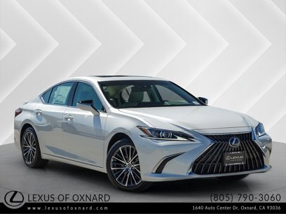 New 2025 Lexus ES 300h w/ Premium Package
