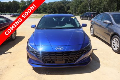 Used 2023 Hyundai Elantra SEL w/ Convenience Package