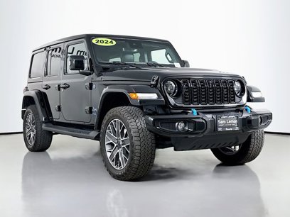 Used 2024 Jeep Wrangler High Altitude