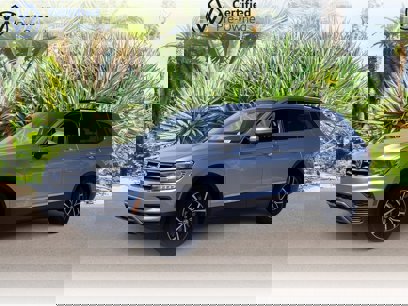 Certified 2021 Volkswagen Tiguan SE w/ Panoramic Sunroof Package