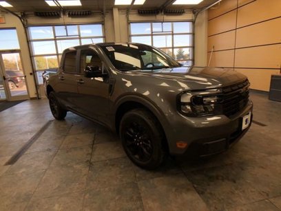 New 2024 Ford Maverick Lariat w/ Black Appearance Package