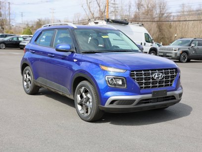 Used 2025 Hyundai Venue SEL