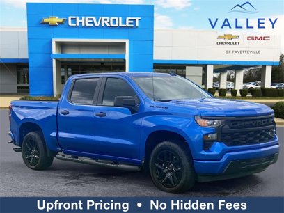 New 2025 Chevrolet Silverado 1500 Custom w/ Turbomax Blackout Package