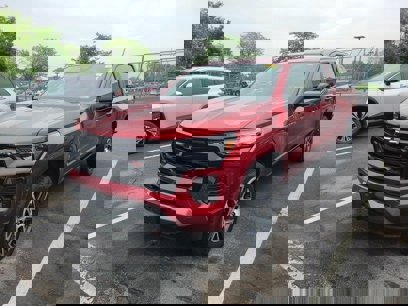 Used 2023 Chevrolet Colorado Z71 w/ Z71 Convenience Package 2