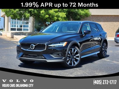 New 2026 Volvo V60 B5 Cross Country Ultra w/ Protection Package Premier