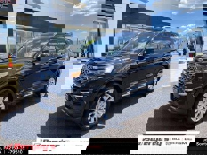 Used 2023 Ford Explorer Limited w/ Limited Technology Package