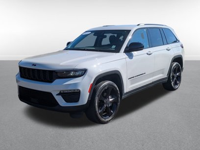 Used 2023 Jeep Grand Cherokee Limited w/ Black Appearance Package