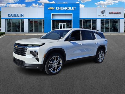 New 2025 Chevrolet Traverse LT w/ Driver Confidence Package