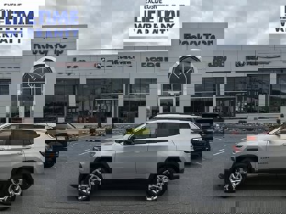 New 2025 Jeep Compass Latitude