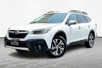 Used 2020 Subaru Outback Limited w/ Tech Package 2
