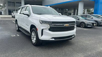 Used 2024 Chevrolet Suburban LT