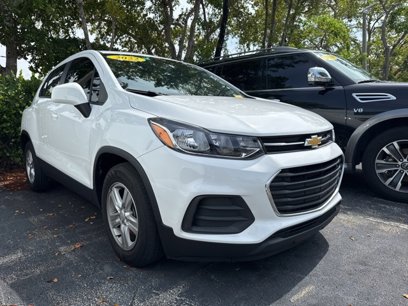 Used 2022 Chevrolet Trax LS w/ Tint and Cruise Package