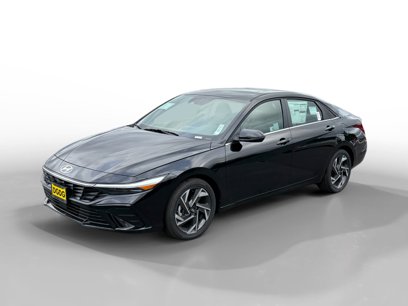 New 2025 Hyundai Elantra Limited w/ Cargo Package