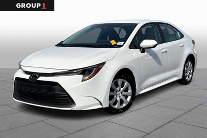 Used 2025 Toyota Corolla LE