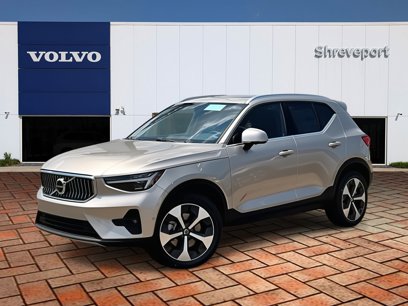New 2024 Volvo XC40 B5 Plus w/ Protection Package Premier
