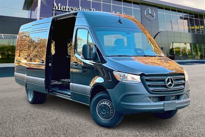 New 2025 Mercedes-Benz Sprinter 3500