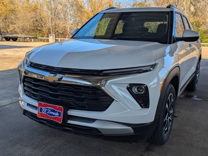 New 2025 Chevrolet TrailBlazer LT w/ Convenience Package