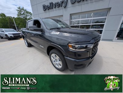 New 2025 RAM 1500 4x4 Crew Cab