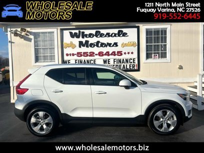 Used 2020 Volvo XC40 T5 Momentum